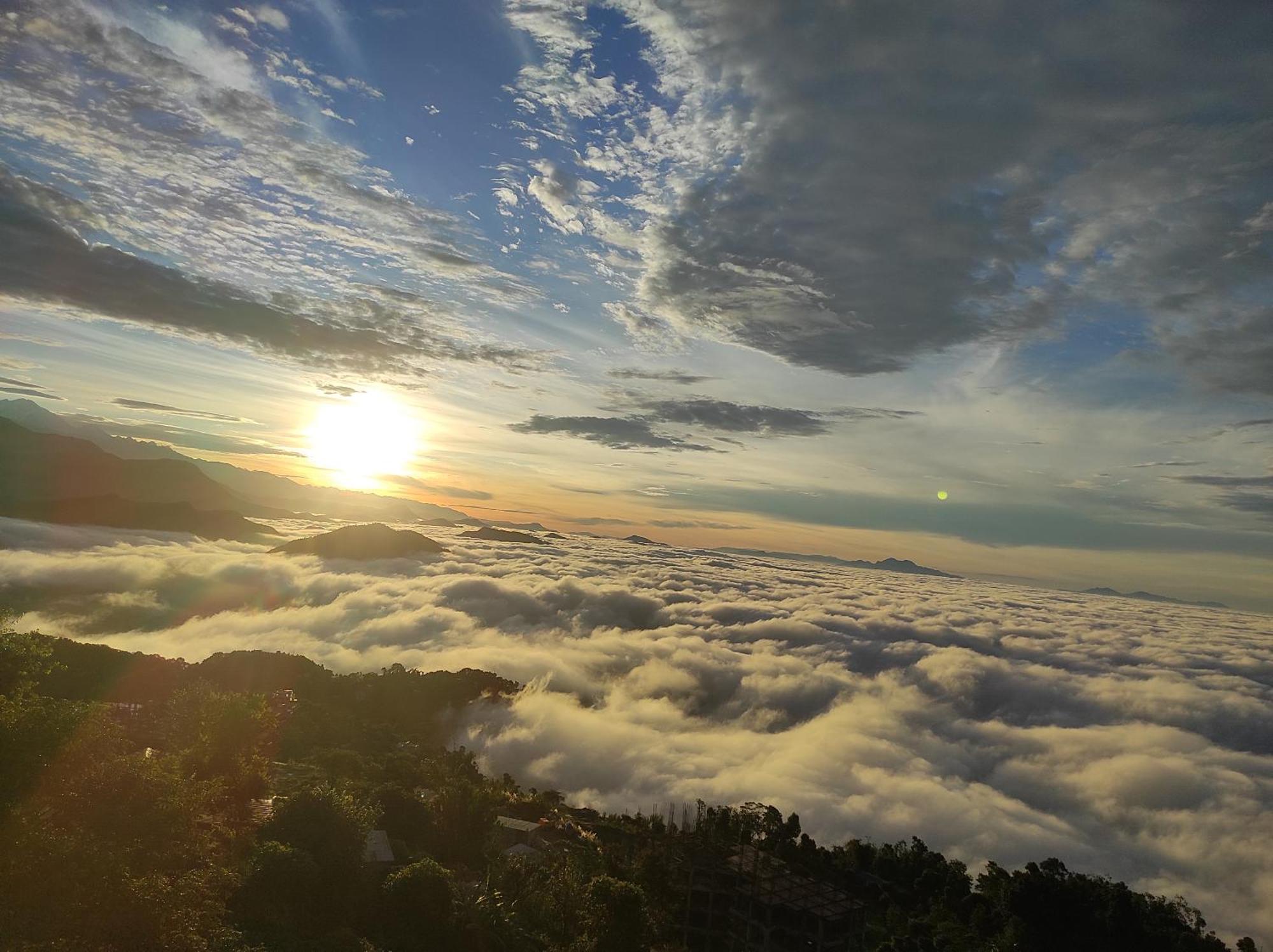 Lake View Lodge Sarangkot Покхара Экстерьер фото
